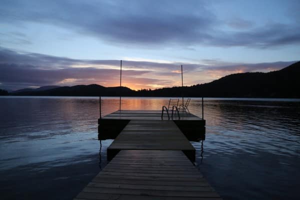 järvi-kesämökki-laituri-ranta-mökki-032016