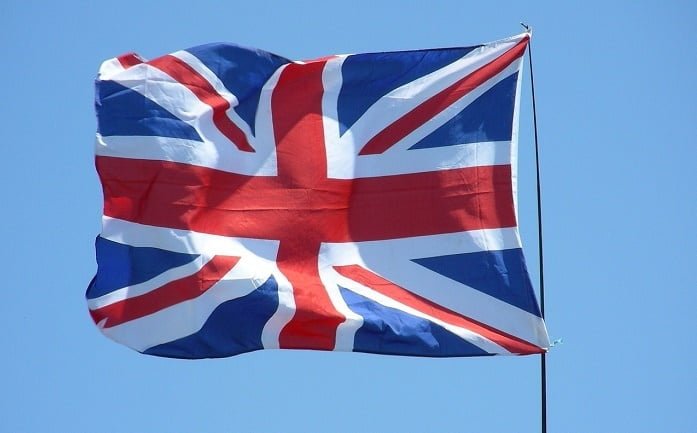 Iso-Britannia-lippu-062016
