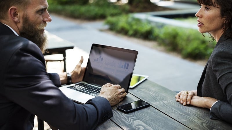 haastattelu kokous keskustelu työhaastattelu tapaaminen talous