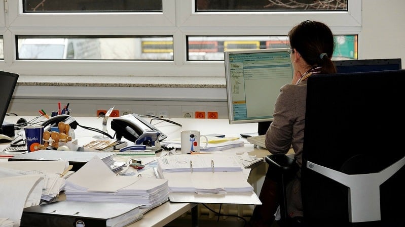 palkansaaja toimisto konttori talous