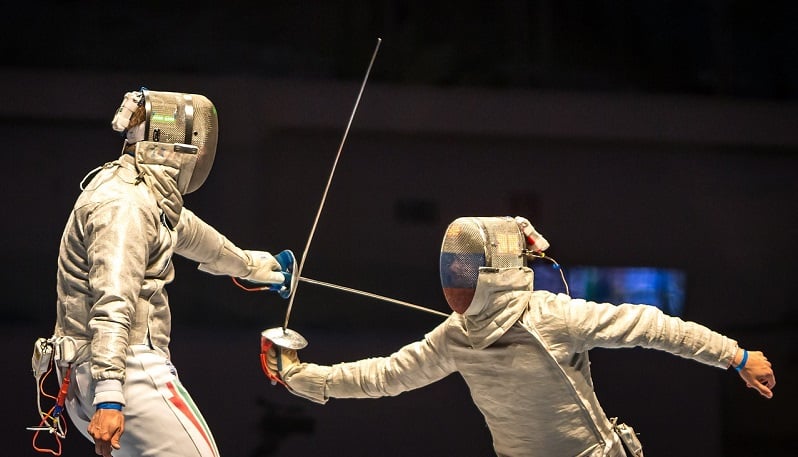 taistelu miekkailu nollasummapeli sijoittaminen