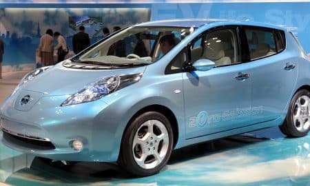 Nissan Leaf sähköauto autot talous