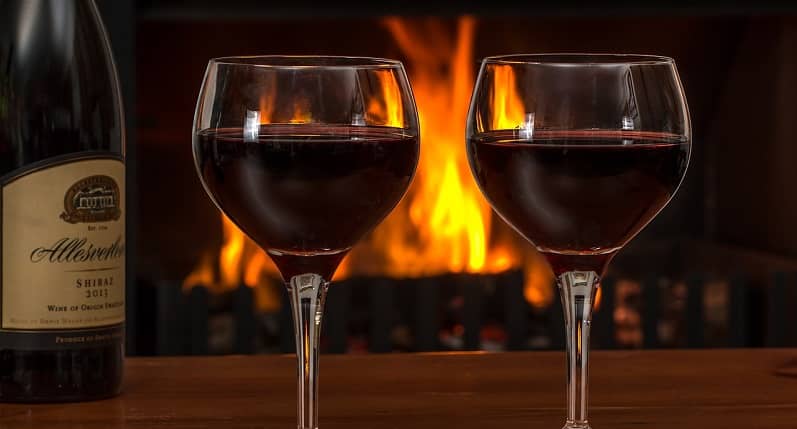 viini Alko alkoholi alkoholipolitiikka talous