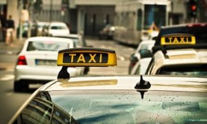 taksi taksimatka taksiala hintakatto talous liikenne
