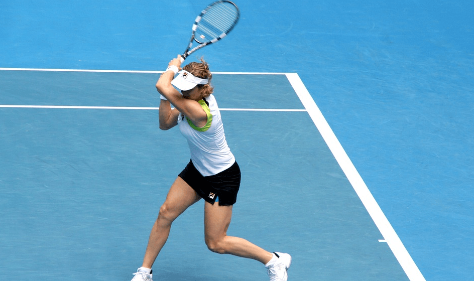 Tennis tennispelaaja Amer Sports urheilu urheilija talous