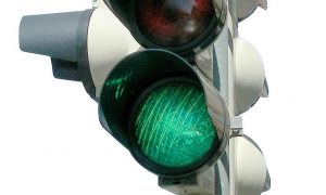 vihreä valo liikennevalot ostosuositus osakesuositus tuloskasvu sijoittaminen
