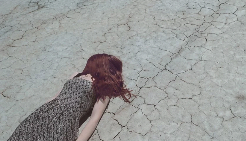 asfaltti lepo pimeys talous