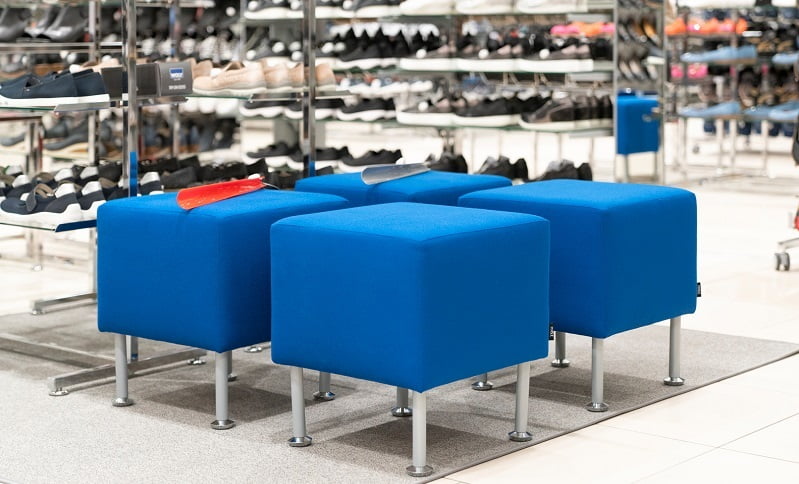 Isku huonekaluyhtiö huonekalut kauppa penkit talous