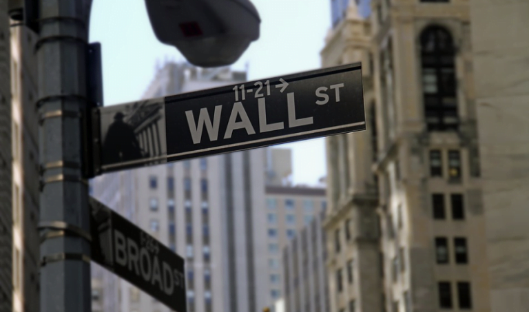 Wall Street osakemarkkinat osakkeet sijoittaminen pörssi