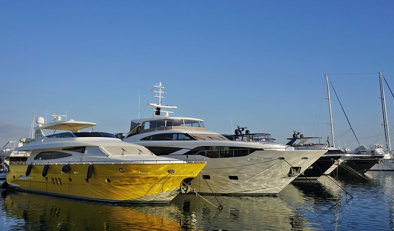 veneet satama Espanja Marbella loma lomakohde