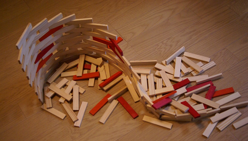 romahdus tappio menetys