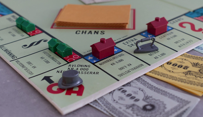 monopoli lautapeli kiinteistösijoittaminen kiinteistöt talous
