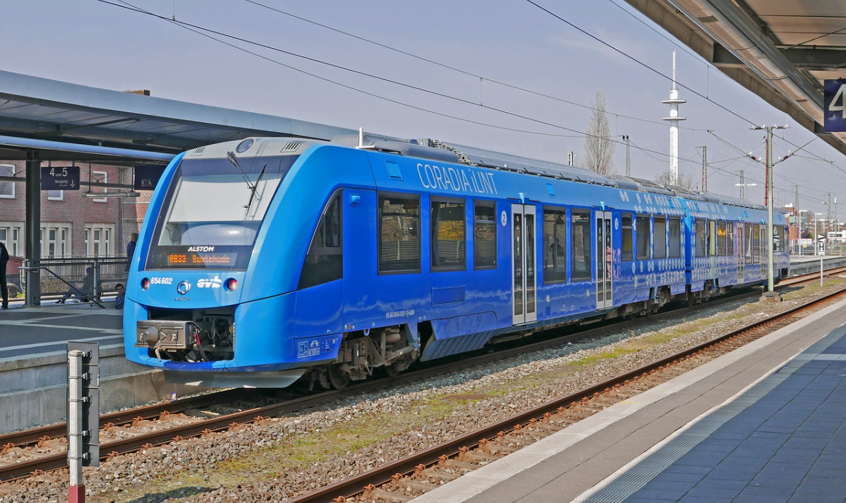 rautatie veturi juna vetyjuna