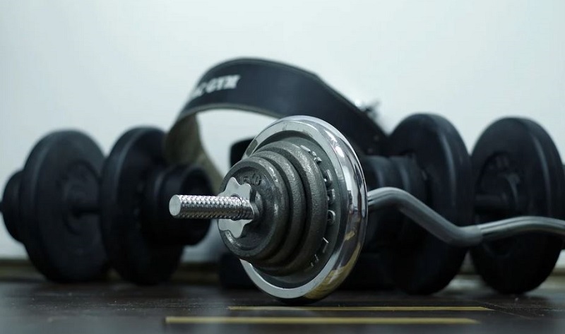 käsipainot kotitreeni kotivoimailu