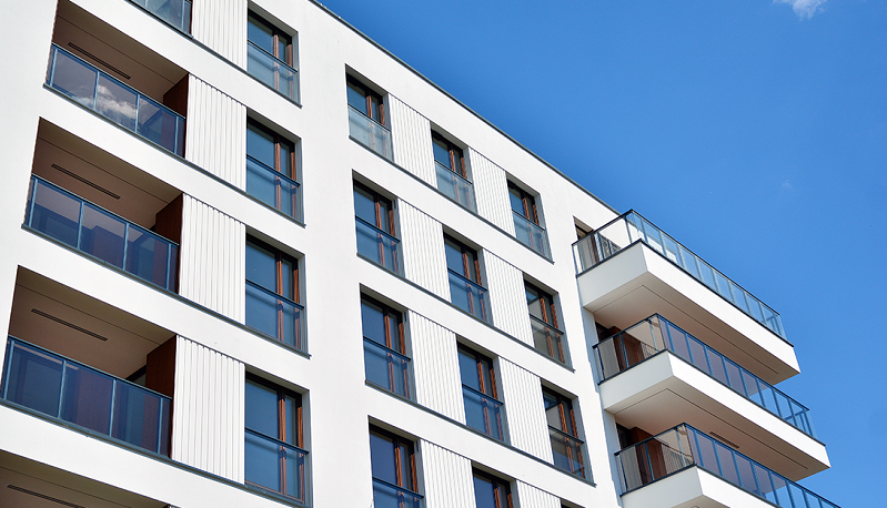 Asuntomarkkinoiden alakulo syvenee – Ekonomisti: ”Asuntokaupan pohjat nyt nähty”