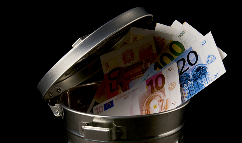 inflaatio raha euro roskakori