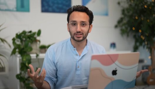 Ali Abdaal brittiläinen lääkäri Tubettaja podcasteri ja yrittäjä
