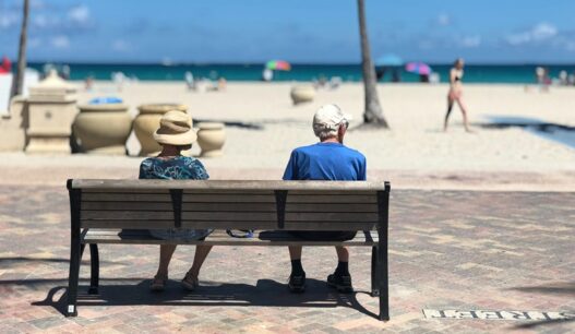 eläkeläiset rantaloma loma