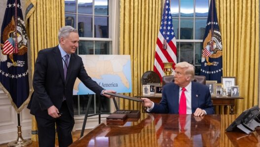 Donald Trump presidentin asetus Bitcoin valkoinen talo