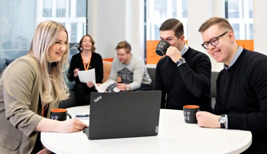 Väre kokous pörssisähkö