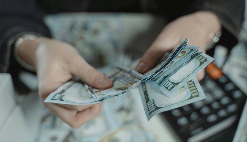 dollari setelit raha inflaatio