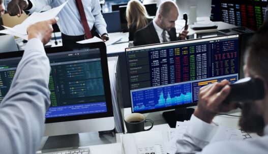 pörssi meklarit rahoitusmarkkinat sijoittaminen