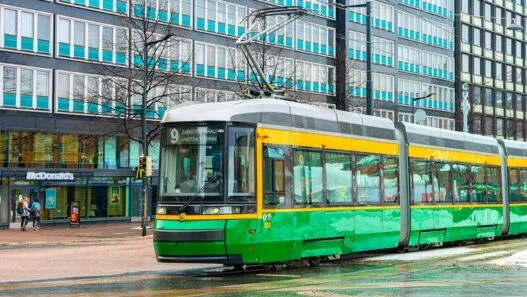 Helsinki raitiovaunu rakennukset kerrostalot