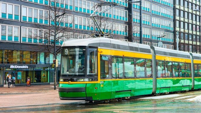 Helsinki raitiovaunu rakennukset kerrostalot