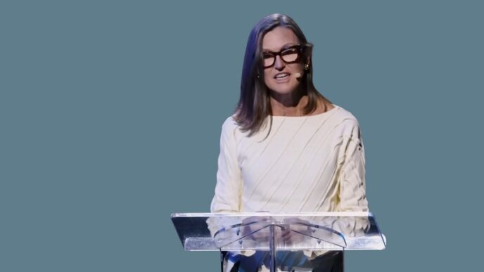 Cathie Wood teknologiasijoittaja