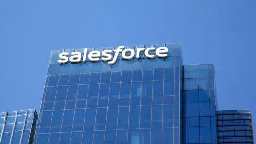 Salesforce pilviyhtiö ohjelmistoyhtiö