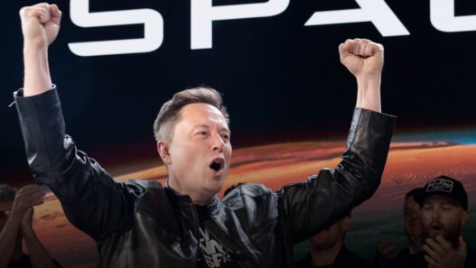 SpaceX IPO listautuminen Elon Musk