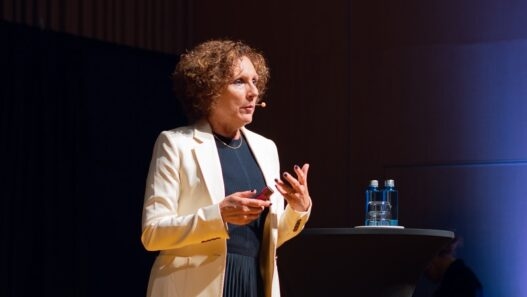 taloustieteilijä Rebecca Harding