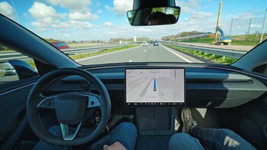 Tesla FSD